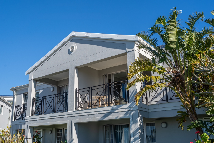 2 Bedroom Property for Sale in Vredehoek Western Cape